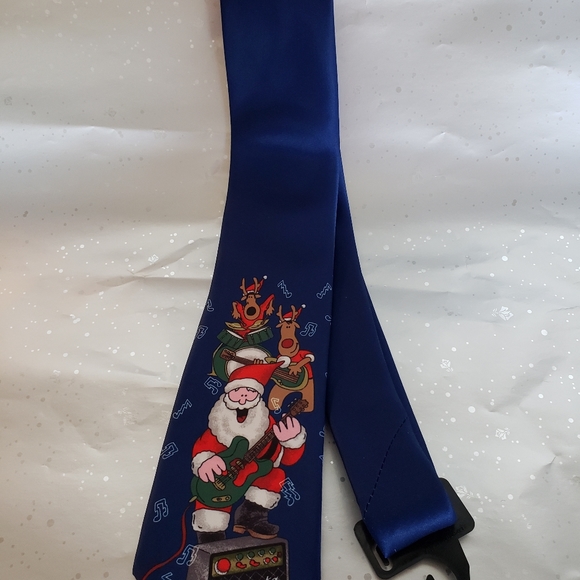 SANTA'S TIE 👔 - Picture 2 of 4